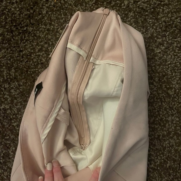 NWT Express Women’s Dress Pants Size 8 - Picture 4 of 6